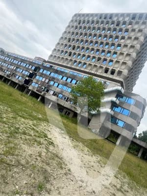 Community photo of EGG Building in Netherlands by Sharessa98@icloud.com: Binnen  ( begane grond) 
en buiten  voor aanzicht
