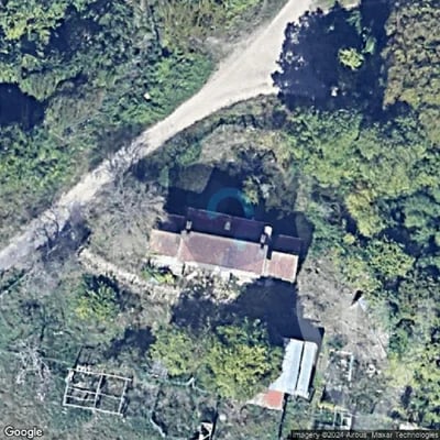 Maison du lapin Rose abandoned location in Ile-de-France, Ile-de-France, France - House for urban exploration