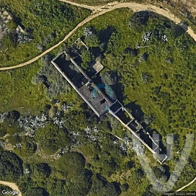 Old Barn abandoned location in Faro, Faro, Portugal - Barn for urban exploration