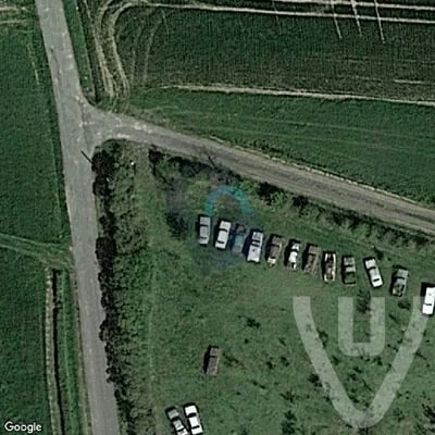 Cars Antique abandoned location in Occitanie, Occitanie, France - Cars for urban exploration