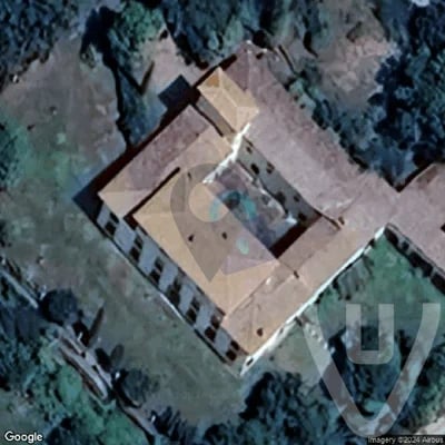 Villa delle statue abandoned location in Tuscany, Tuscany, Italy - House for urban exploration